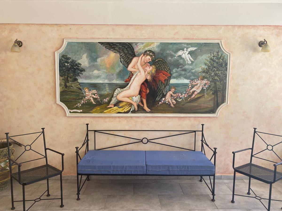 Aphrodite Studios Loutra Edipsou  Extérieur photo